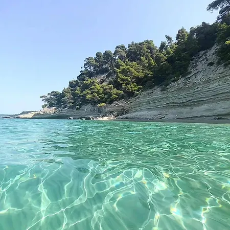 Konstantinos Nautilos *