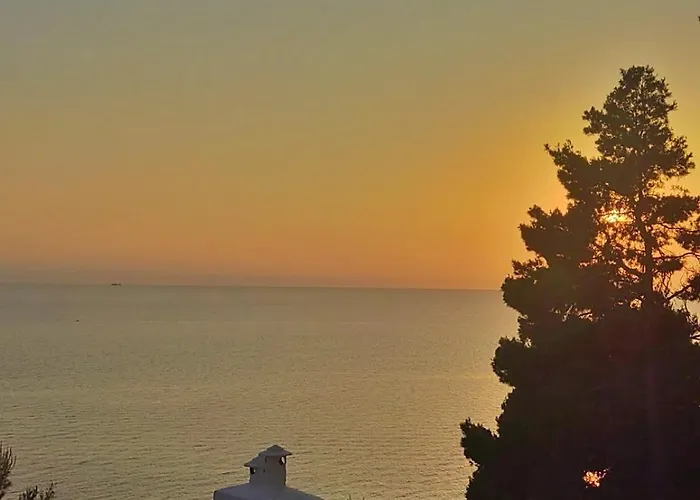 Konstantinos Nautilos Tatil Evi Siviri